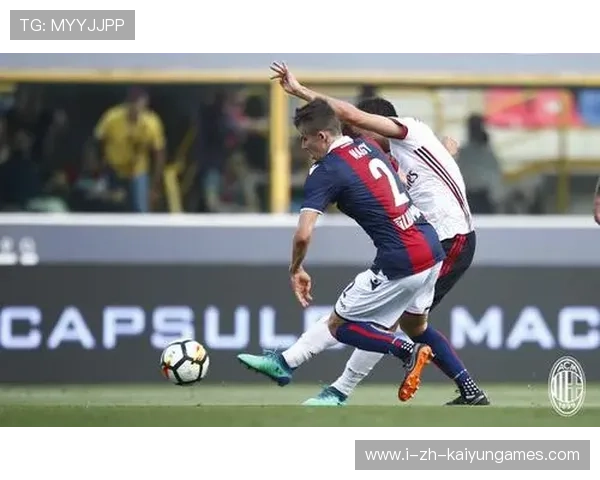 AC米兰门前补射由补位中锋果断完成